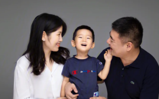 教授建议生个孩子给一居室 鼓励生育怎样做才有效