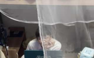 王文涛现在一点半我问你什么时候关灯睡觉是什么梗