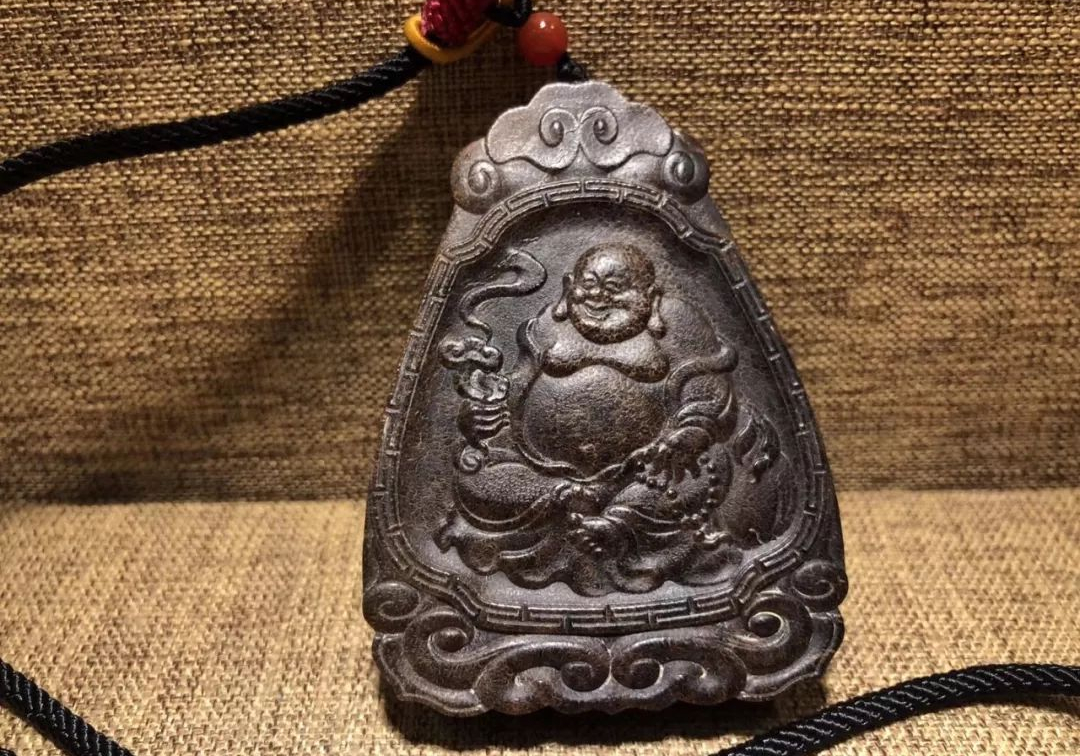 披毛犀角有收藏价值吗？披毛犀角如何辨别真假？【披毛犀角官网】-第2张图片-阔酒网