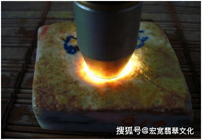 翡翠原石只有缅甸(缅甸8大著名翡翠场区原石特征集合(二))-第5张图片-阔酒网