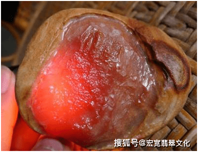 翡翠原石只有缅甸(缅甸8大著名翡翠场区原石特征集合(二))-第20张图片-阔酒网