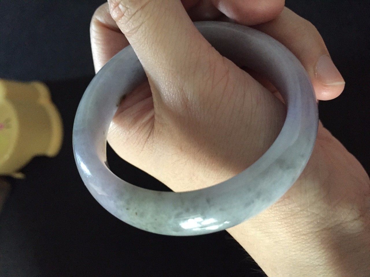 翡翠原石只有缅甸?戴了十几年的翡翠都没变通透，难道买了个假翡翠？ -第3张图片-阔酒网
