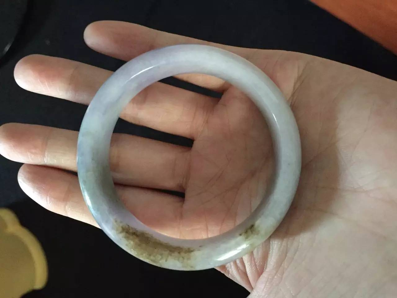 翡翠原石只有缅甸?戴了十几年的翡翠都没变通透，难道买了个假翡翠？ -第2张图片-阔酒网
