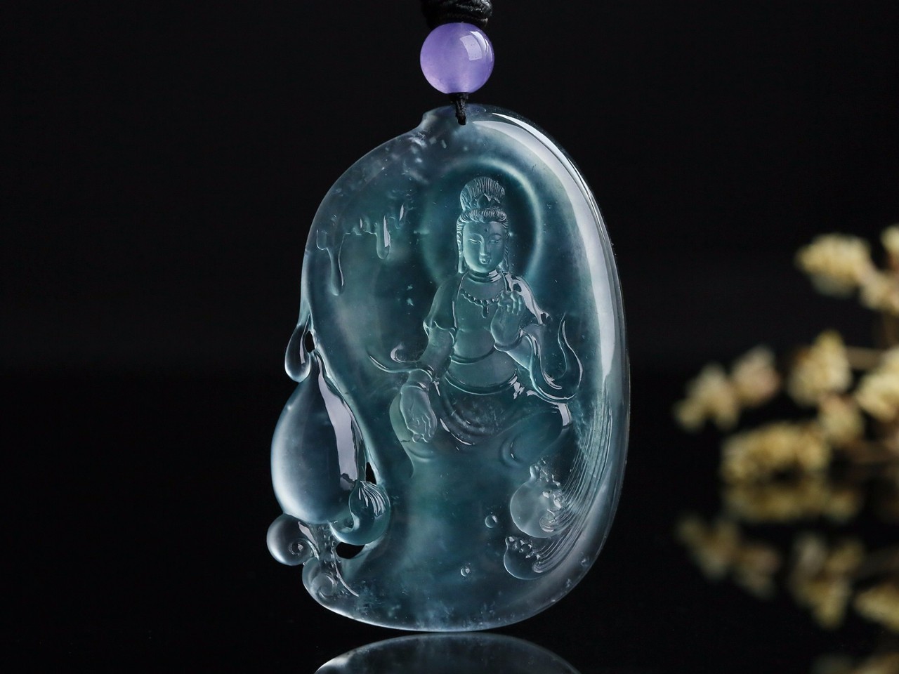 翡翠原石只有缅甸?戴了十几年的翡翠都没变通透，难道买了个假翡翠？ -第1张图片-阔酒网
